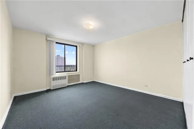 $385,000 | 2121 Shore Parkway, Unit 7L | Gravesend