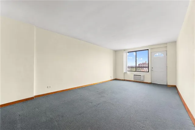 $385,000 | 2121 Shore Parkway, Unit 7L | Gravesend