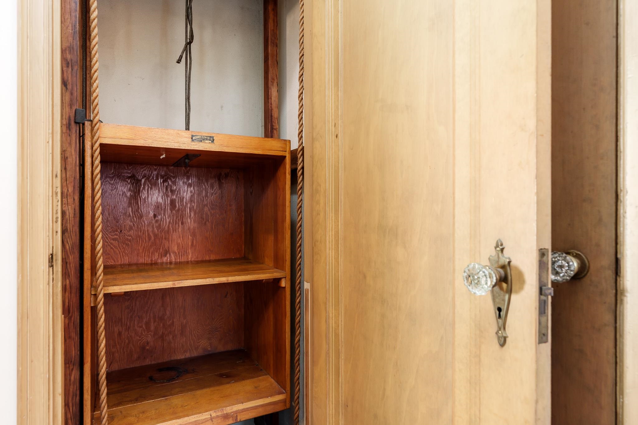 224 North Rockford Avenue Rockford, IL 61104 - Photo 20 of 45