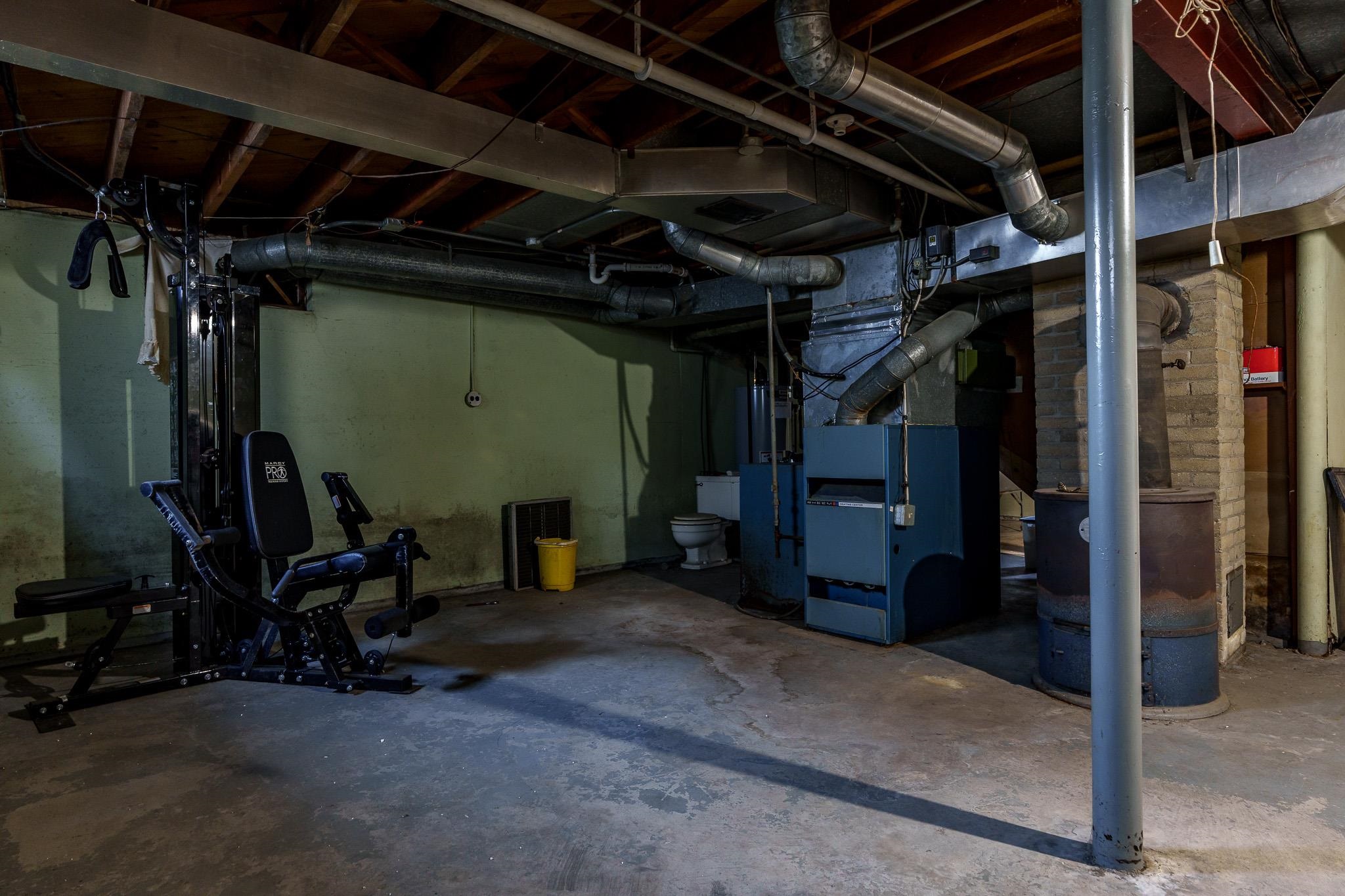 224 North Rockford Avenue Rockford, IL 61104 - Photo 41 of 45