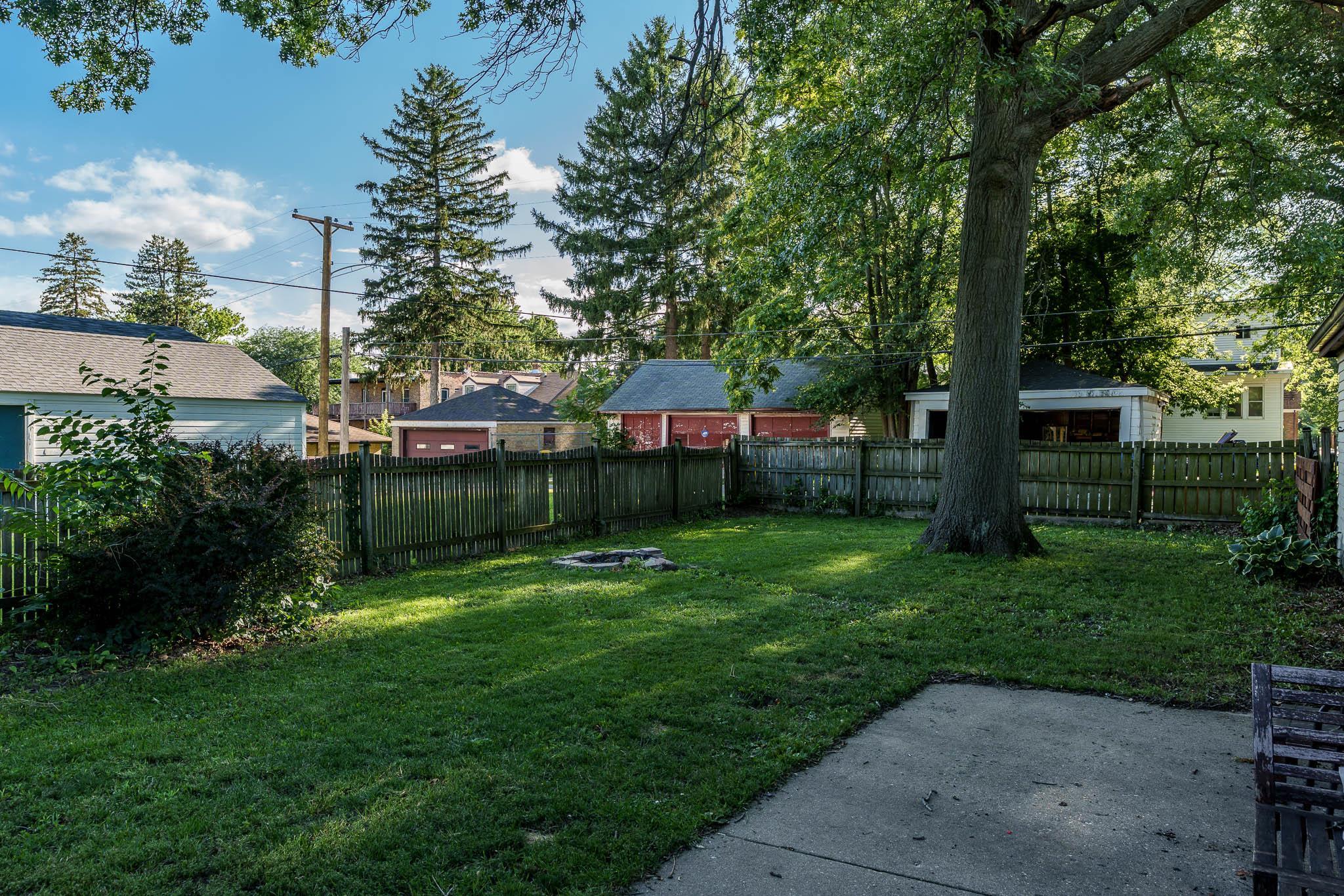 224 North Rockford Avenue Rockford, IL 61104 - Photo 6 of 45