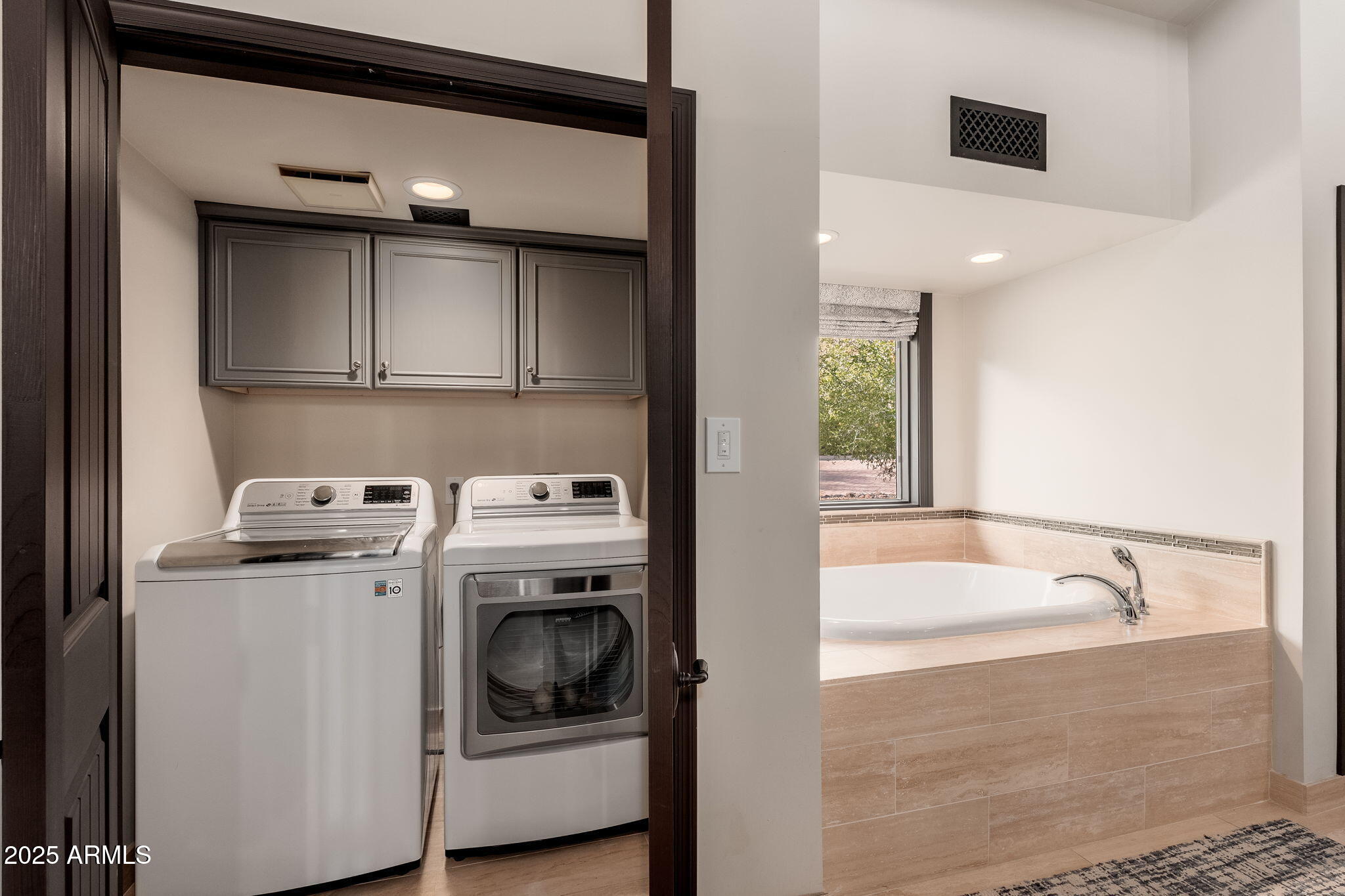 6527 East El Sendero Road Carefree, AZ 85377 - Photo 34 of 93 6527 E El Sendero Rd - 042