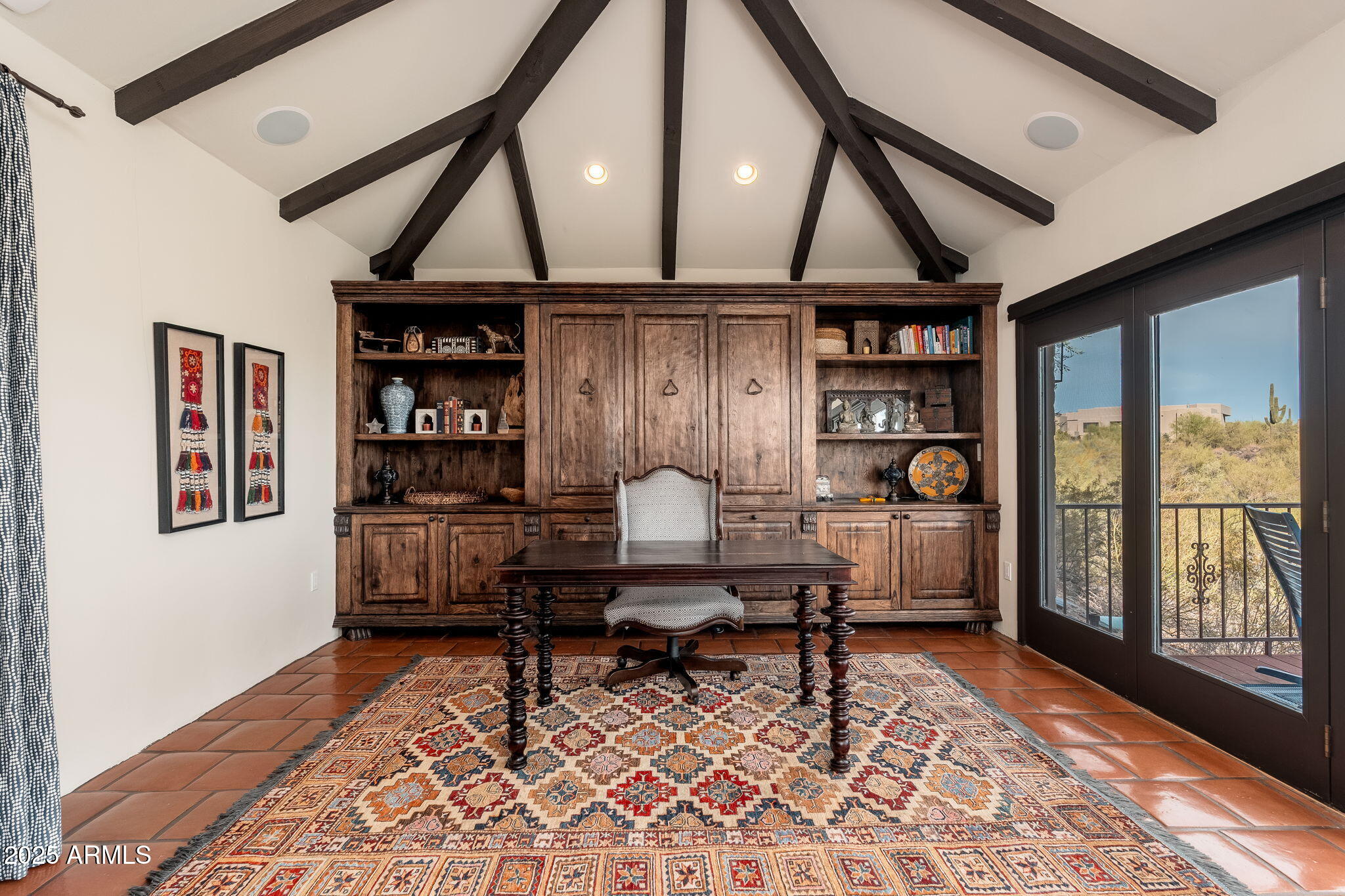 6527 East El Sendero Road Carefree, AZ 85377 - Photo 41 of 93 a work room with furniture and a rug