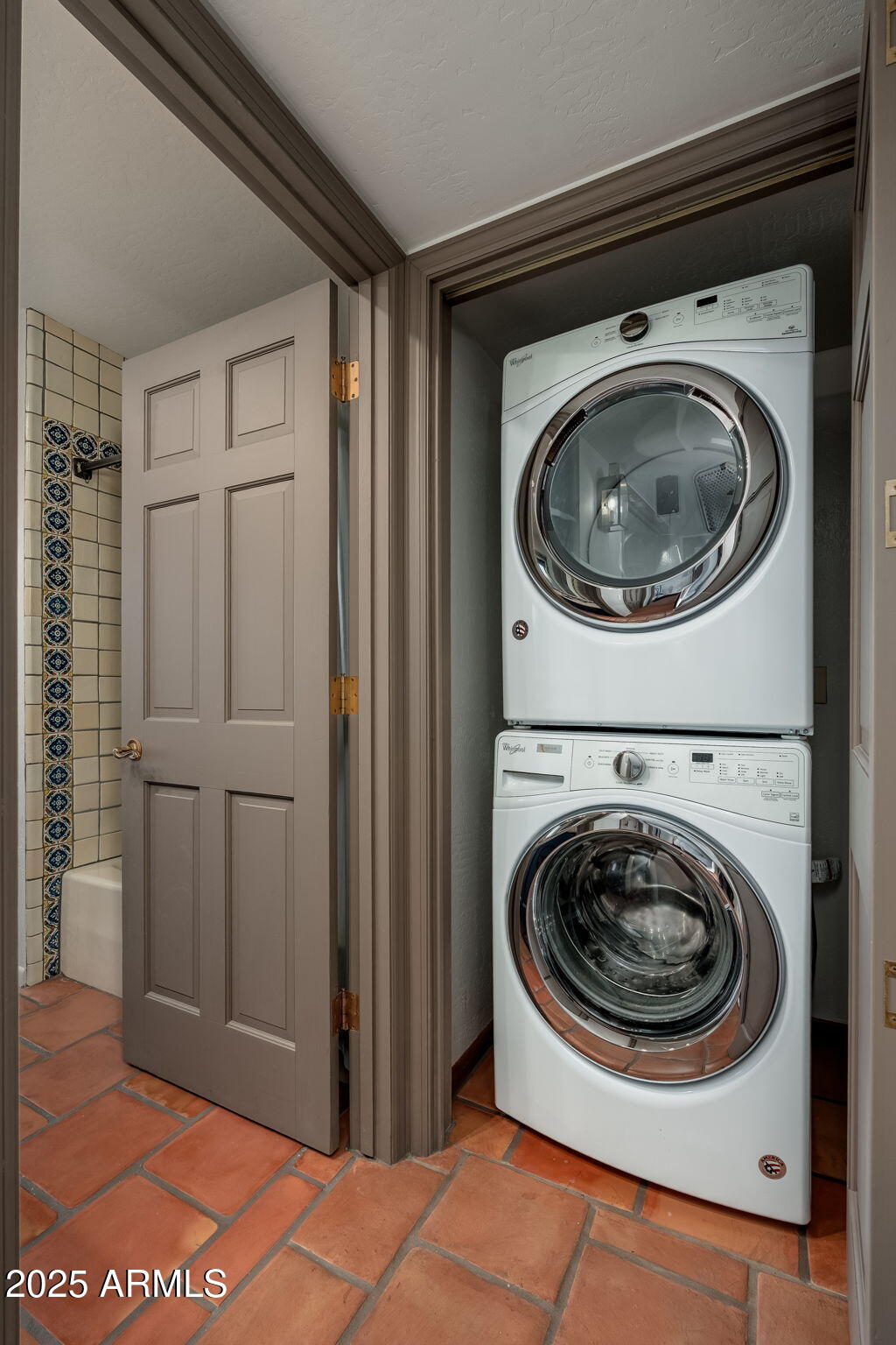 6527 East El Sendero Road Carefree, AZ 85377 - Photo 83 of 93 a utility room with a washer and dryer