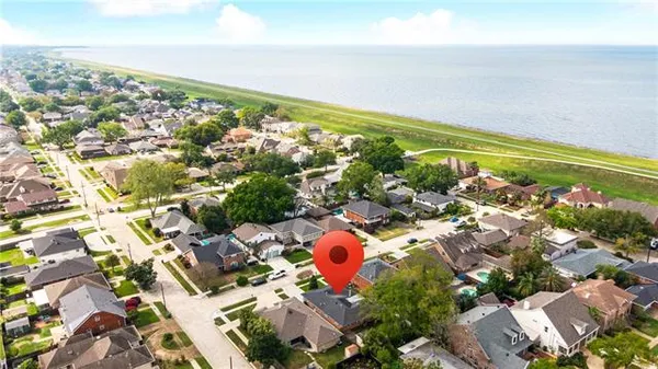 $425,000 | 4905 Reaser Street, Metairie, LA 70006