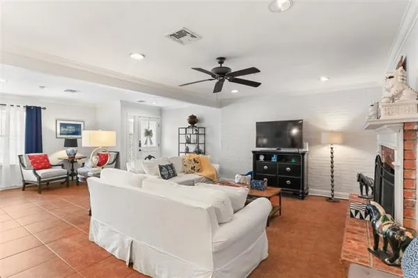 $425,000 | 4905 Reaser Street, Metairie, LA 70006