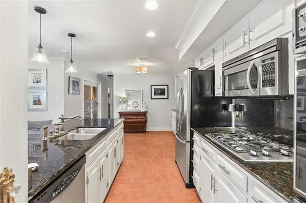 $425,000 | 4905 Reaser Street, Metairie, LA 70006