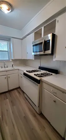 $990 | 2404 Louise Street, Unit 10, Denton, TX 76201