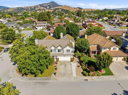 $985,000 | 379 Vía Navona, Morgan Hill, CA 95037