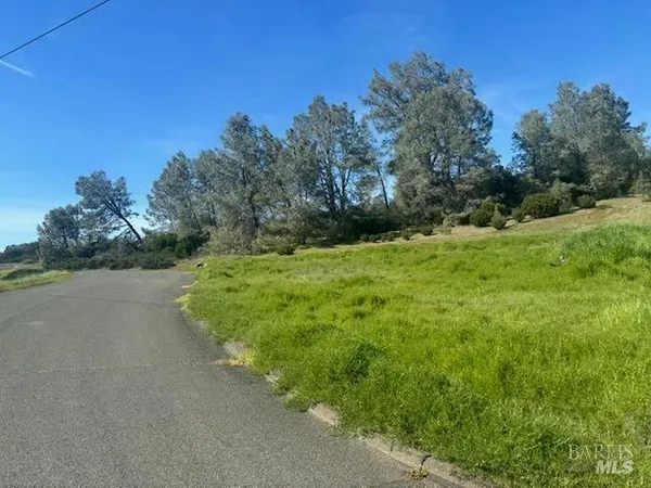 $72,000 | 16295 Tinilyn Road, Lower Lake, CA 95457