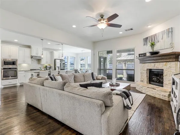 $3,000 | 708 Sandbox Drive, Little Elm, TX 76227