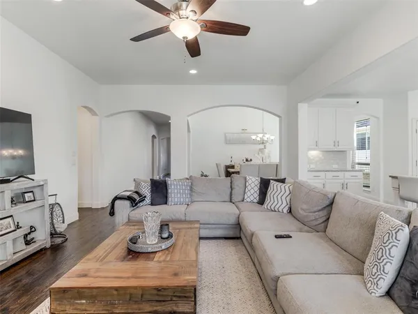 $3,000 | 708 Sandbox Drive, Little Elm, TX 76227