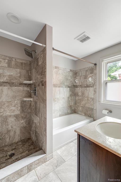 14111 Greenview Road Detroit, MI 48223 - Photo 19 of 26