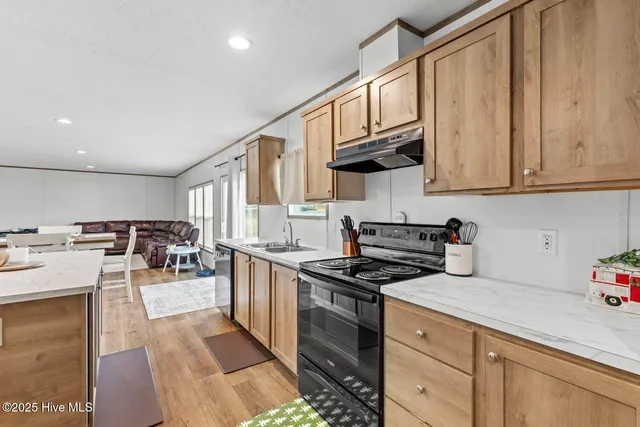 $230,000 | 292 Sand Ridge Road, Beulaville, NC 28518