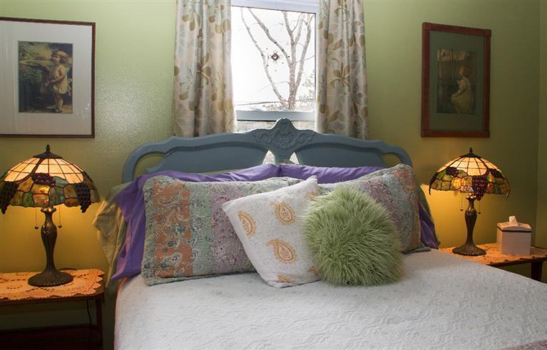808 Old Stage Road Centerville, MA 02632 - Photo 28 of 35 a bed room with two beds and painting on the wall