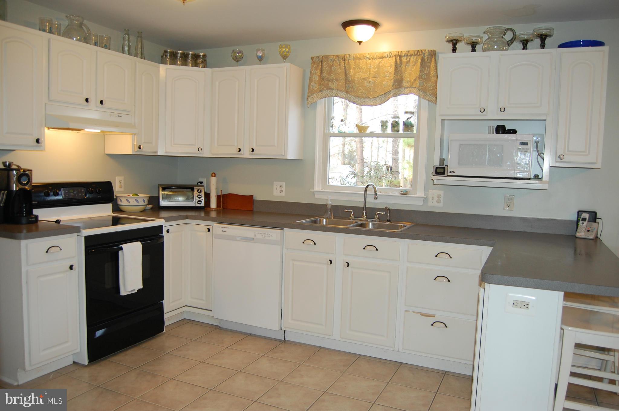 615 Davol Road Stevensville, MD 21666 - Photo 6 of 30 Kitchen