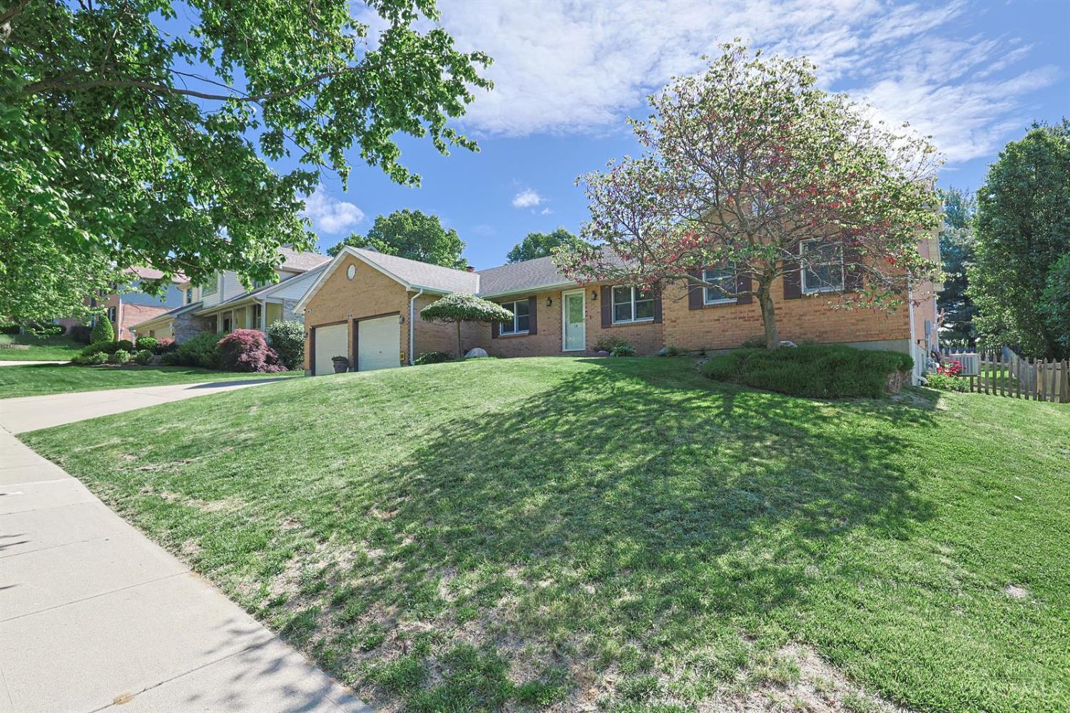 30 Stablegate Court Fairfield, OH 45014 - Photo 2 of 42