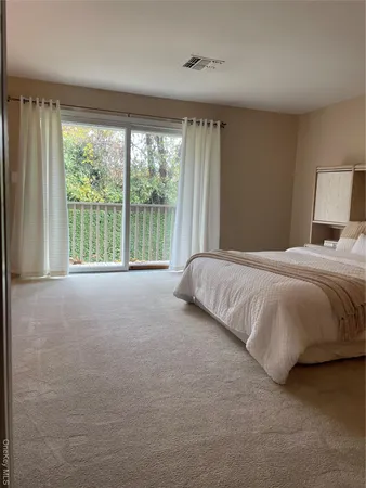 $489,000 | 2355 Pershing Boulevard, Unit 504, Baldwin, NY 11510