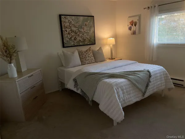 $489,000 | 2355 Pershing Boulevard, Unit 504, Baldwin, NY 11510