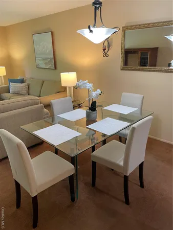 $489,000 | 2355 Pershing Boulevard, Unit 504, Baldwin, NY 11510