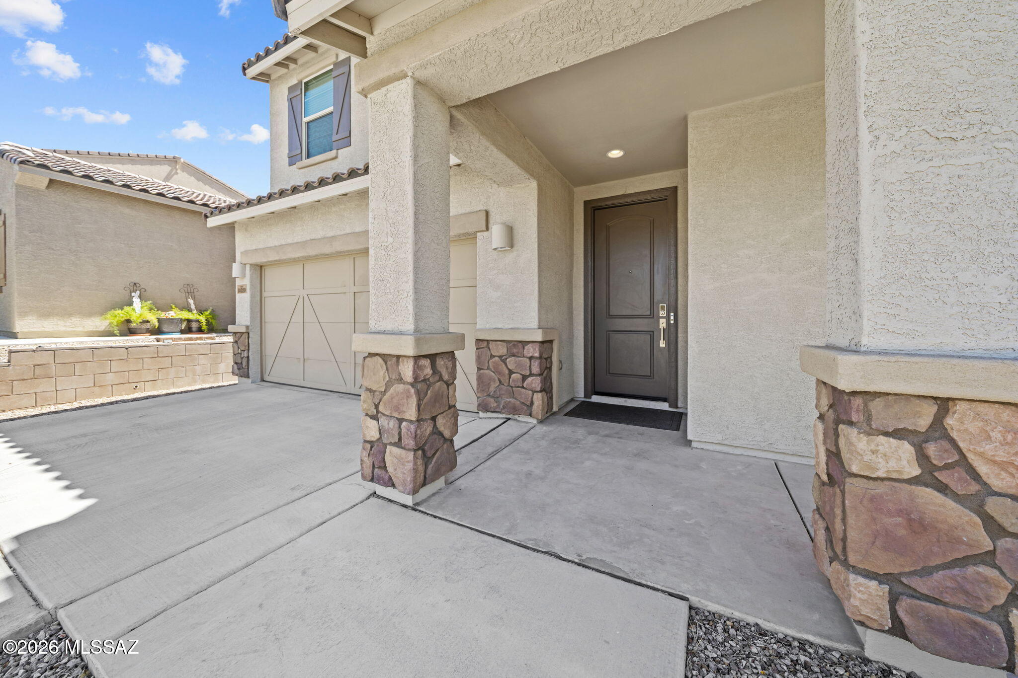 14020 East Golden Oaks Road Vail, AZ 85641 - Photo 4 of 42