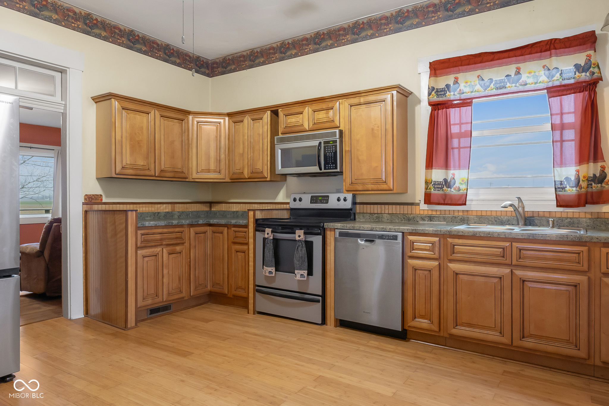 4725 South 250 East Columbus, IN 47201 - Photo 14 of 46