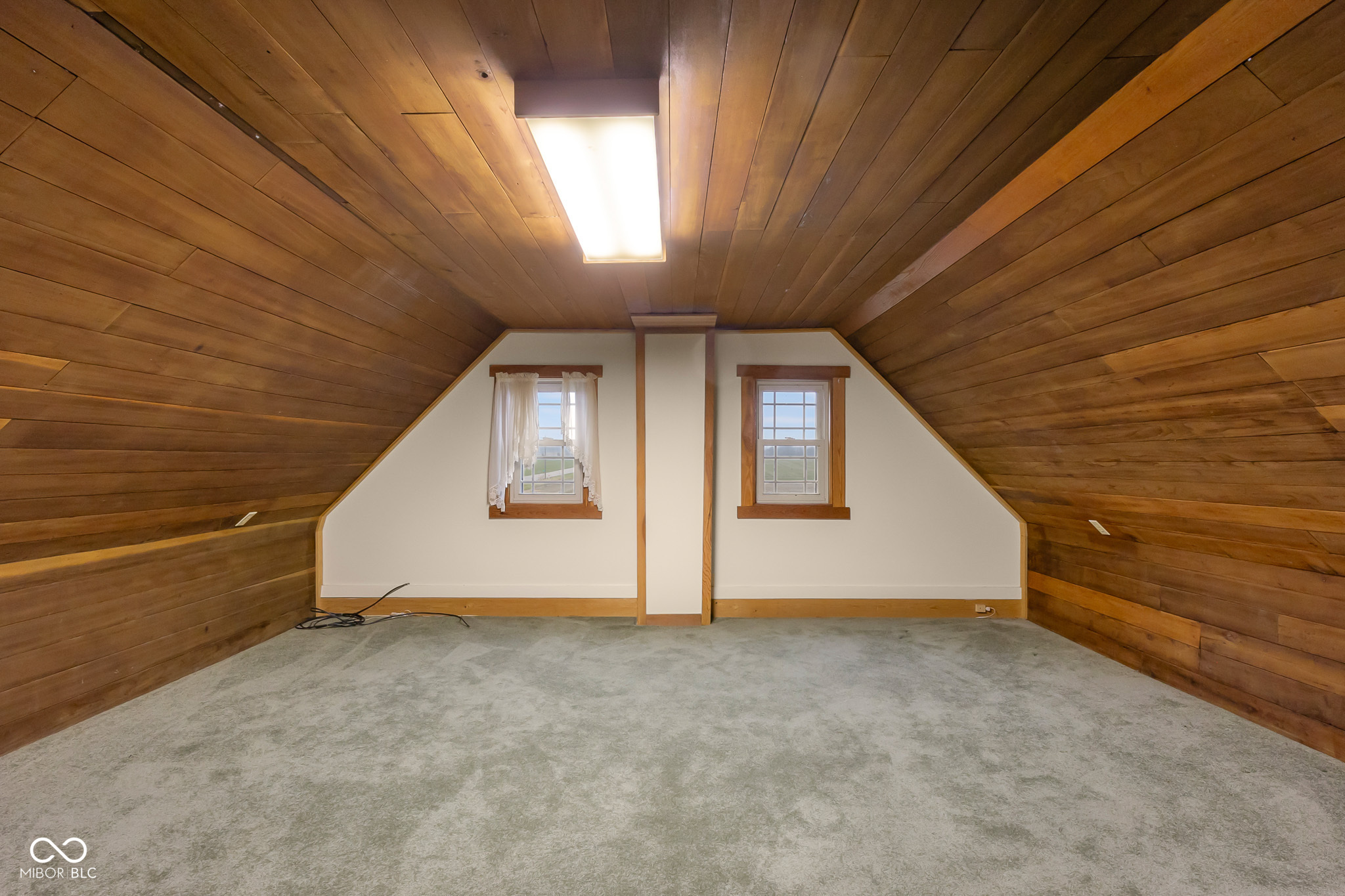 4725 South 250 East Columbus, IN 47201 - Photo 31 of 46