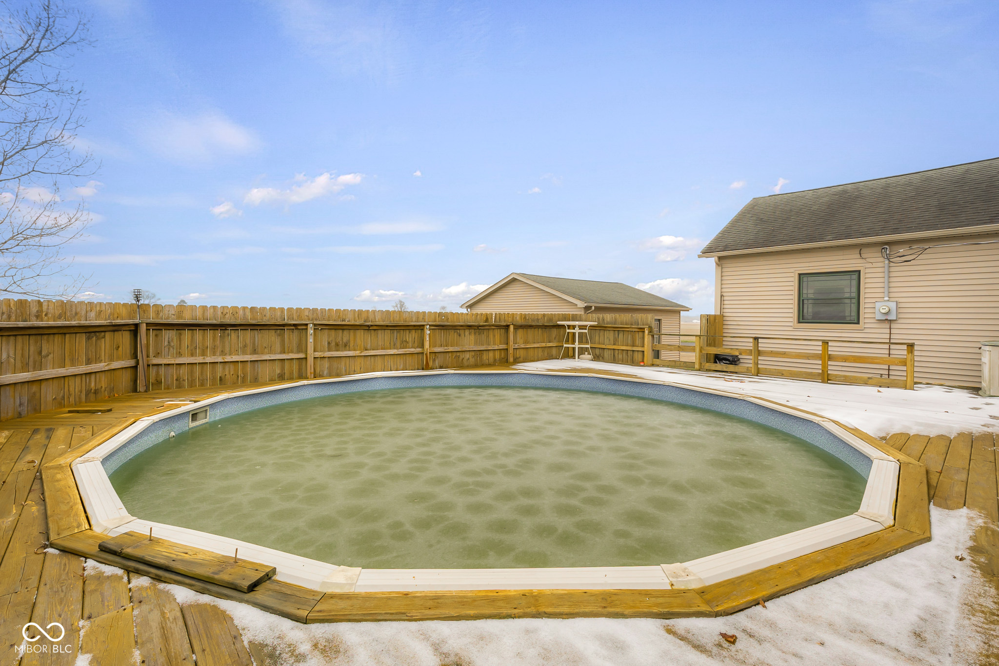 4725 South 250 East Columbus, IN 47201 - Photo 38 of 46