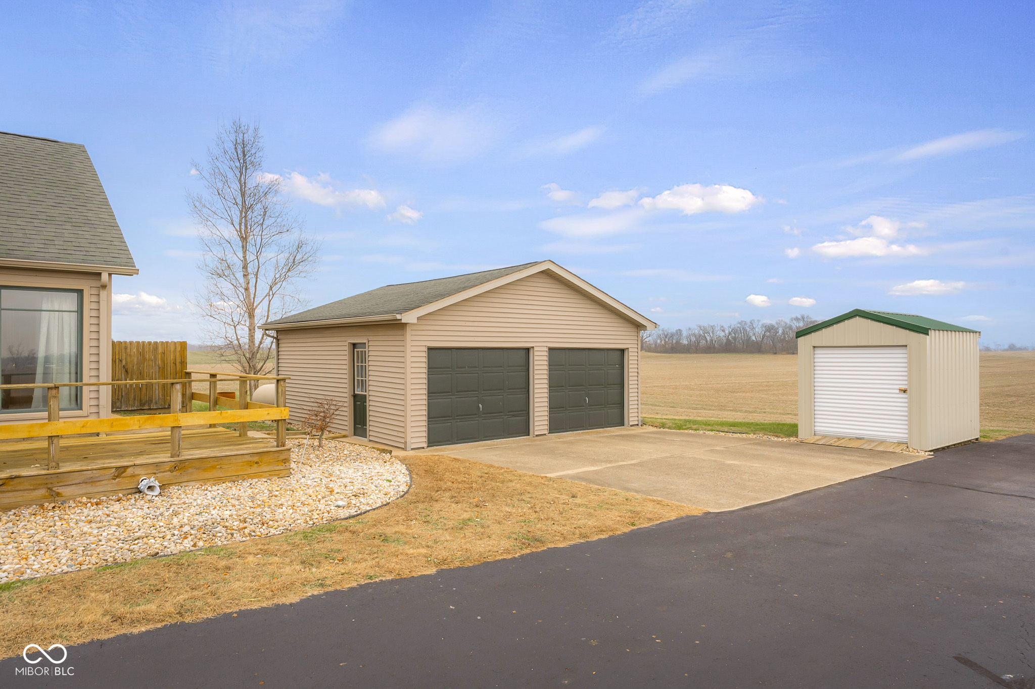 4725 South 250 East Columbus, IN 47201 - Photo 42 of 46