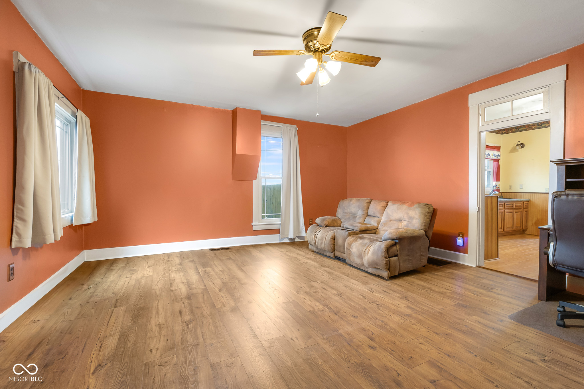 4725 South 250 East Columbus, IN 47201 - Photo 8 of 46