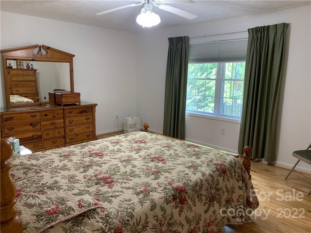 2635 Lytle Mountain Road Marion, NC 28752 - Photo 14 of 44 Gallery Image 14