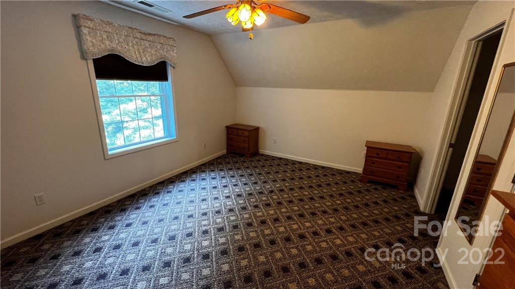 2635 Lytle Mountain Road Marion, NC 28752 - Photo 21 of 44 Gallery Image 21