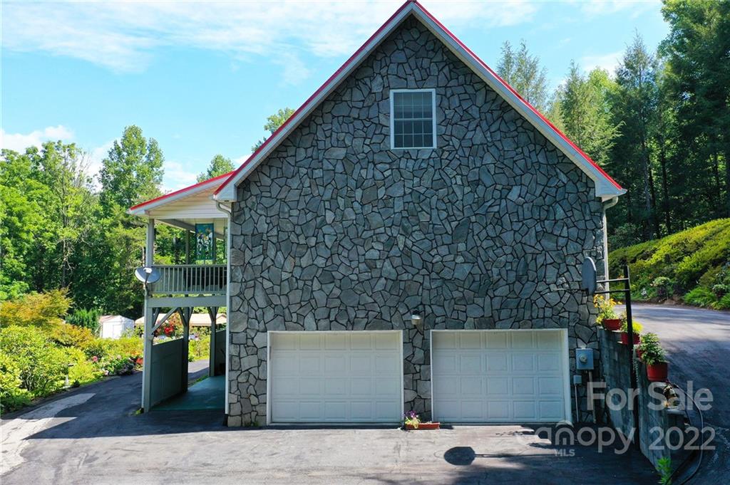 2635 Lytle Mountain Road Marion, NC 28752 - Photo 27 of 44 Gallery Image 27