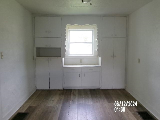 351 West Oak Street Butler, IN 46721 - Photo 3 of 16