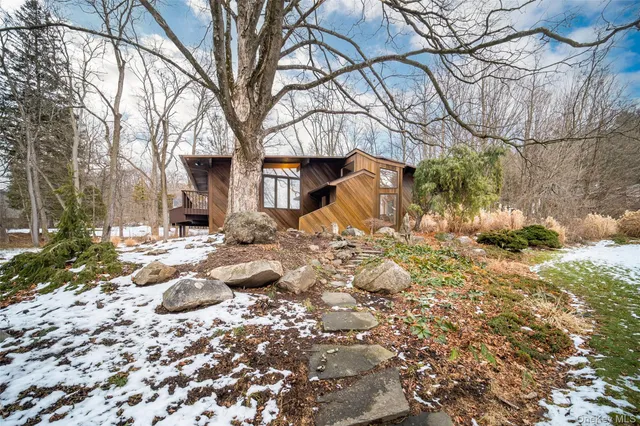 $949,000 | 24 Spook Rock Road, Suffern, NY 10901