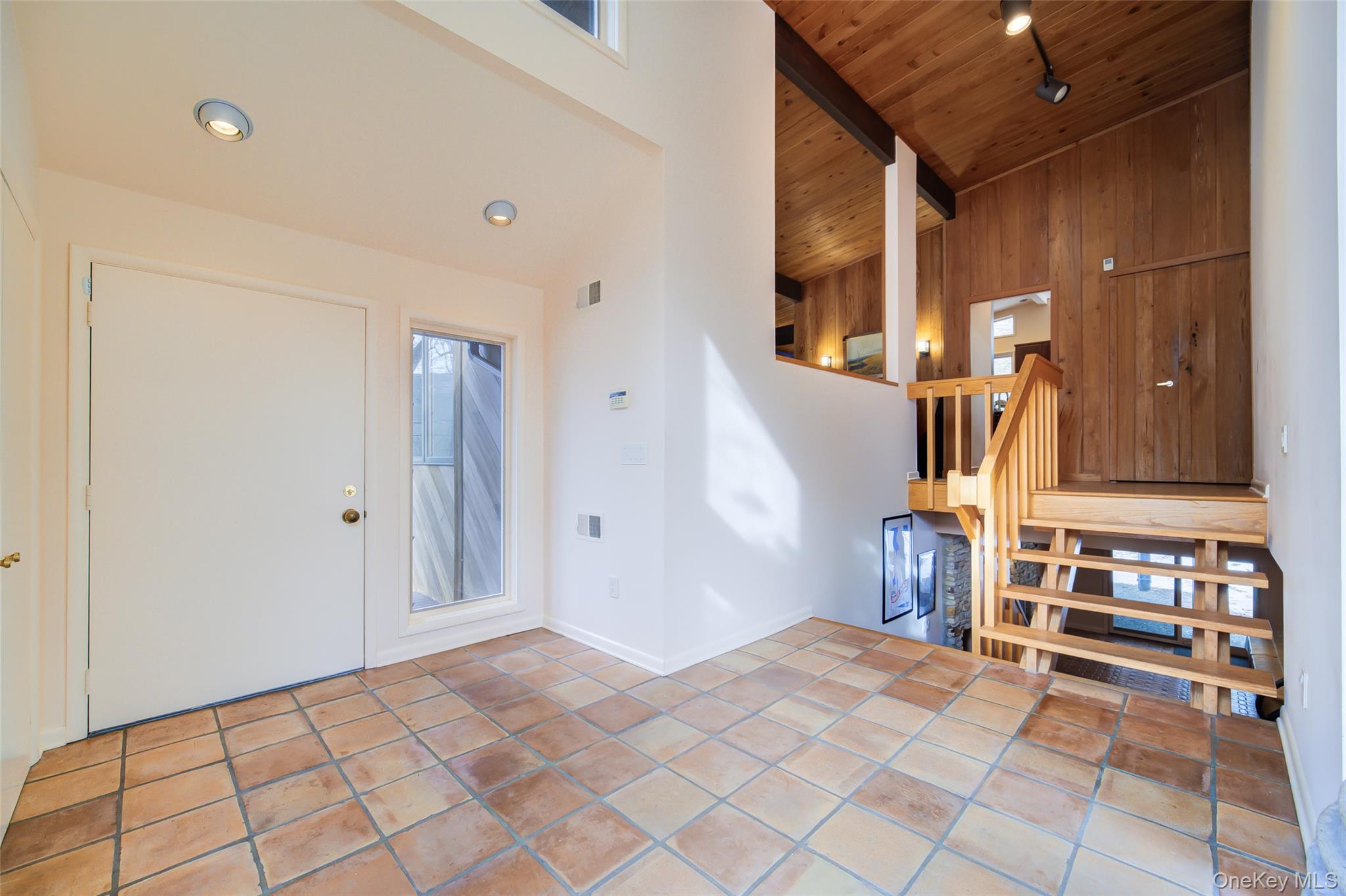 24 Spook Rock Road Suffern, NY 10901 - Photo 5 of 46