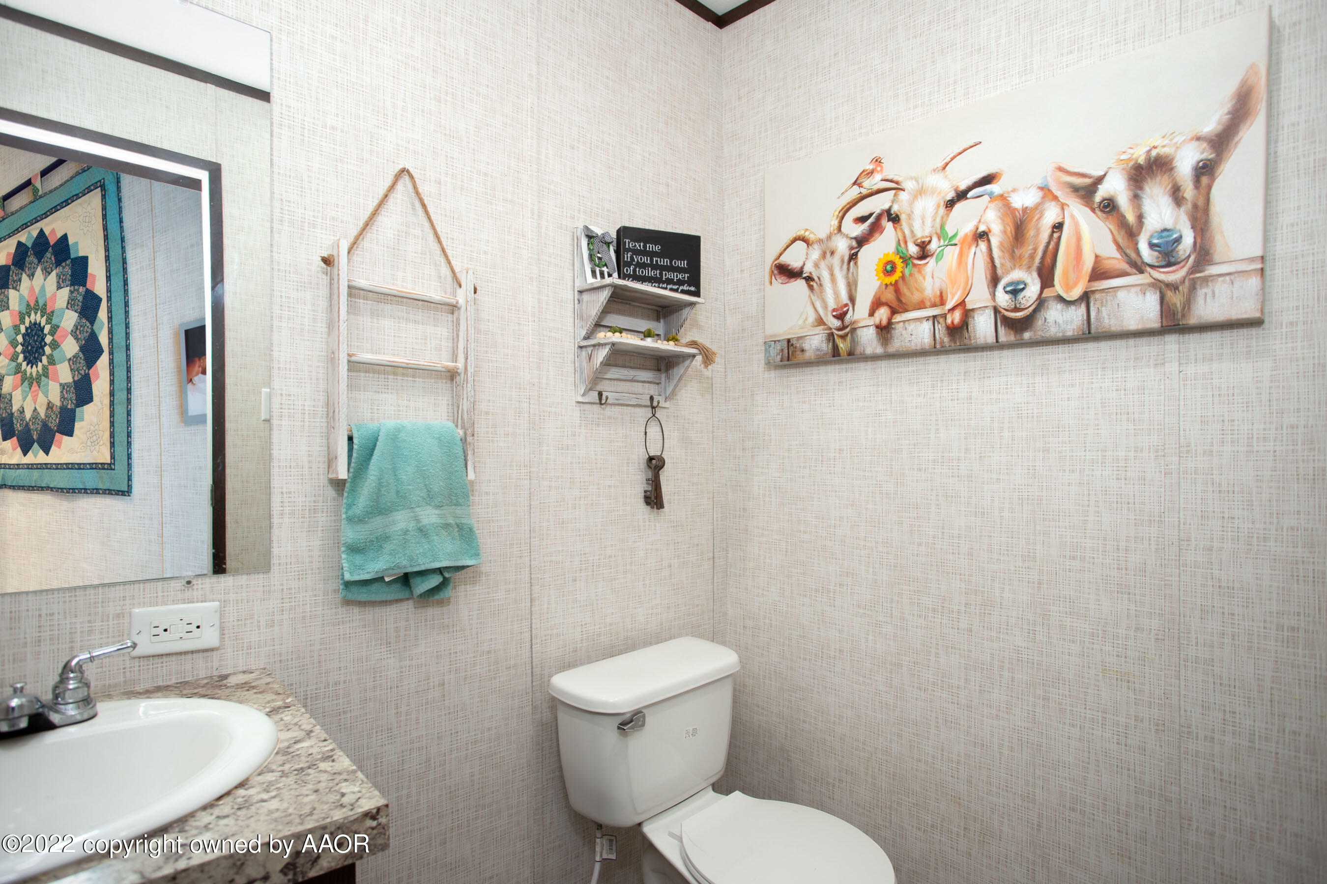 8615 North Parsley Road Amarillo, TX 79108 - Photo 11 of 26 Powder Bath 2