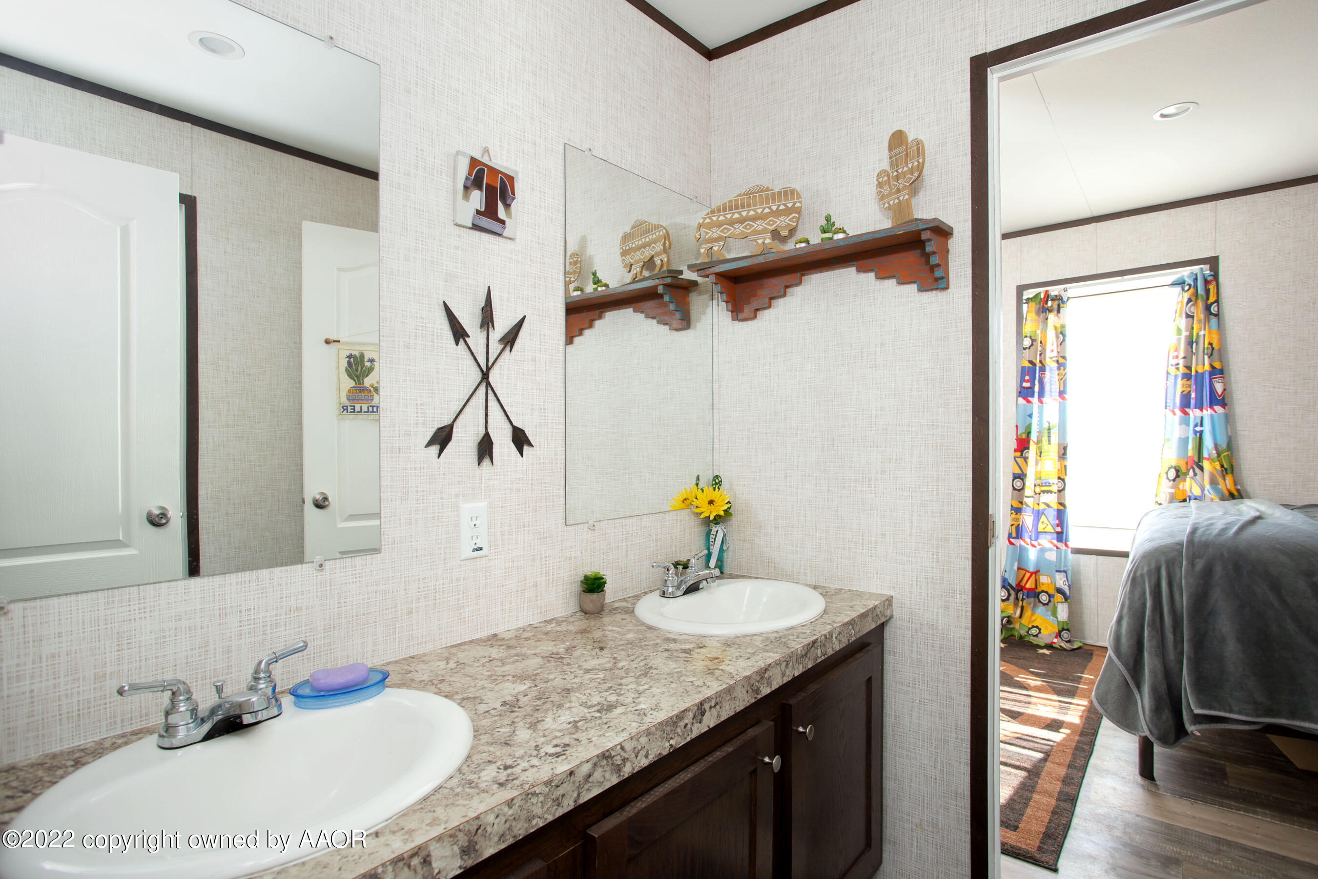 8615 North Parsley Road Amarillo, TX 79108 - Photo 21 of 26 Bathroom 3