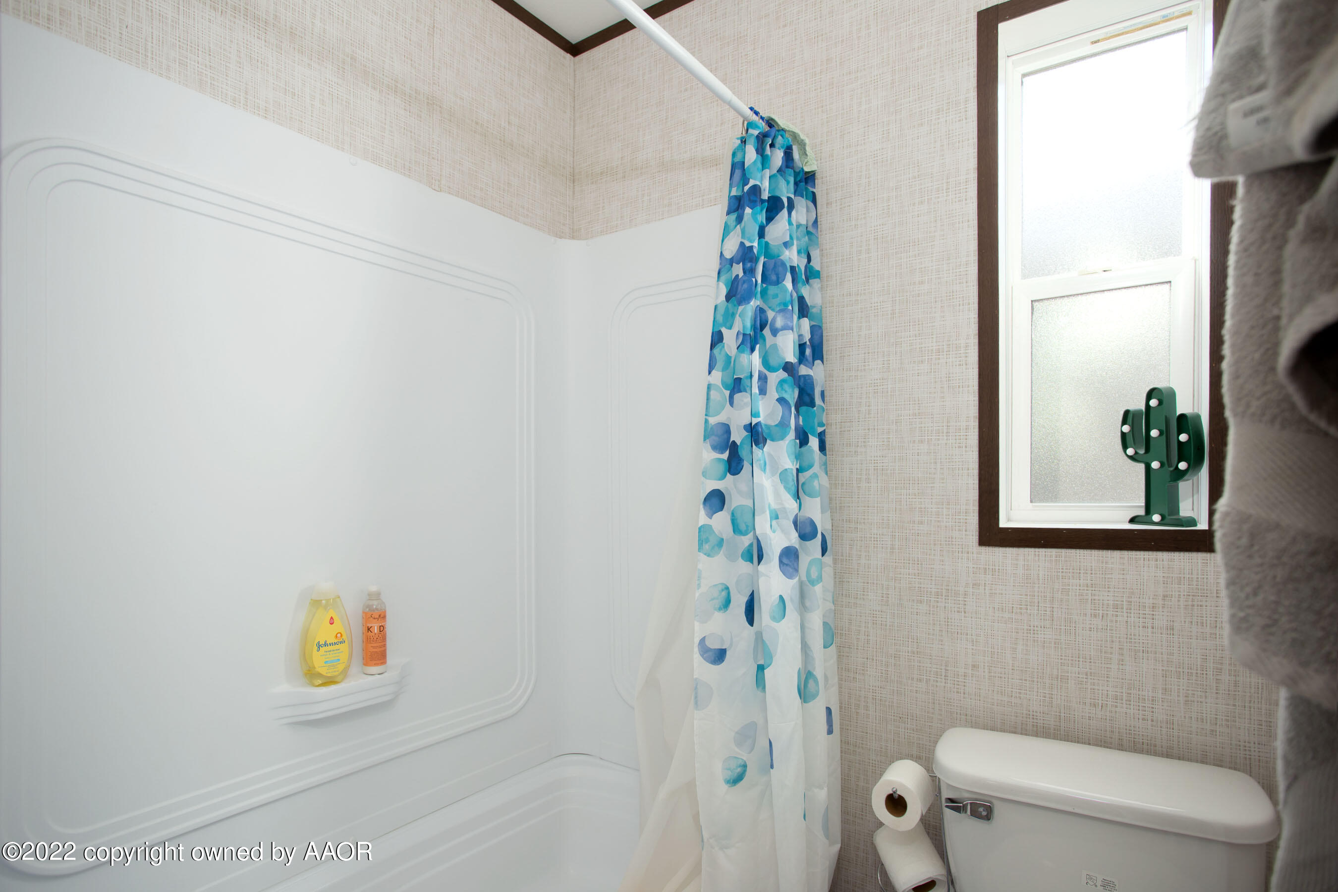 8615 North Parsley Road Amarillo, TX 79108 - Photo 22 of 26 Bathroom 3