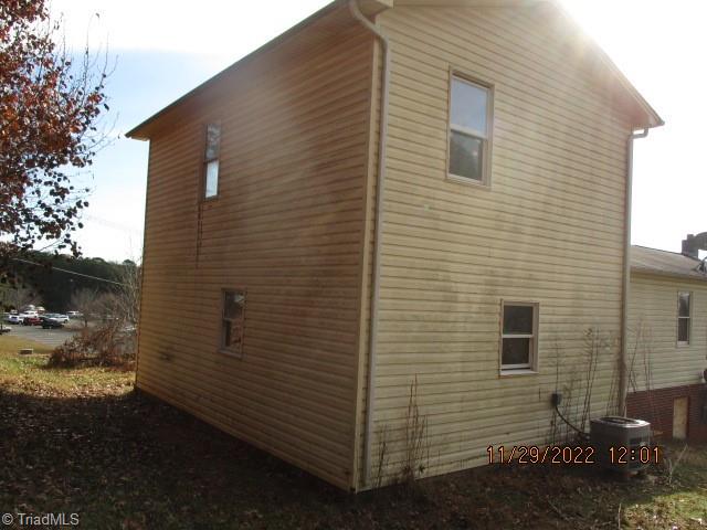 2165 Riverside Drive Mount Airy, NC 27030 - Photo 4 of 16 Right Side
