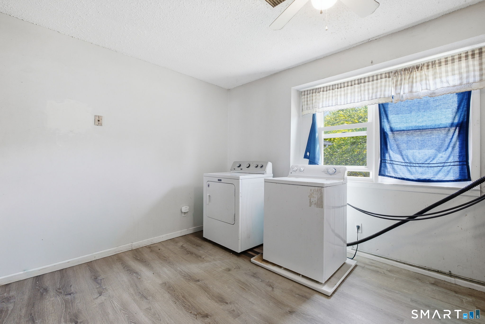 12 Georgetown Drive, Unit D Enfield, CT 06082 - Photo 4 of 23