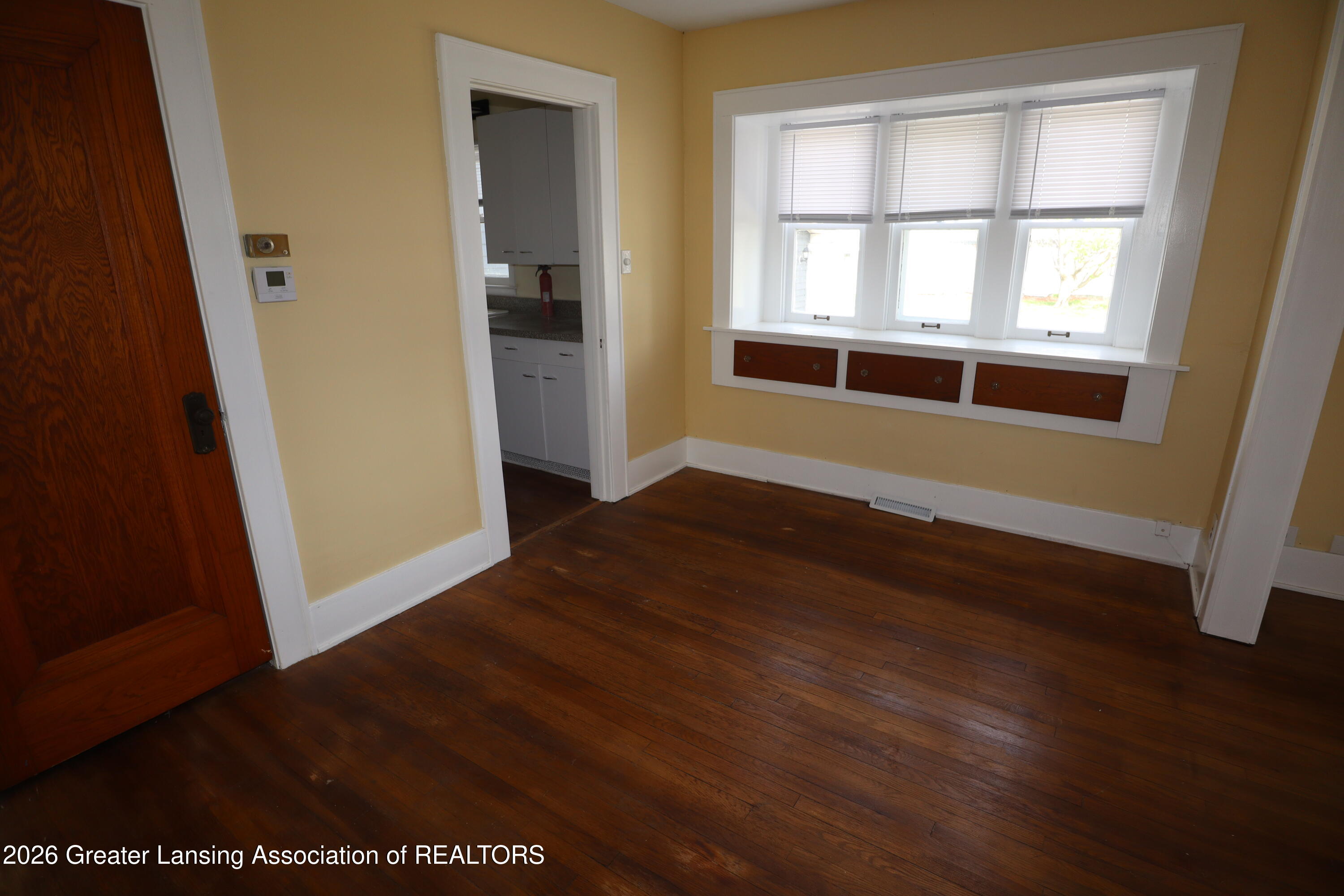 2104 South Rundle Avenue Lansing, MI 48910 - Photo 6 of 28 IMG_3995