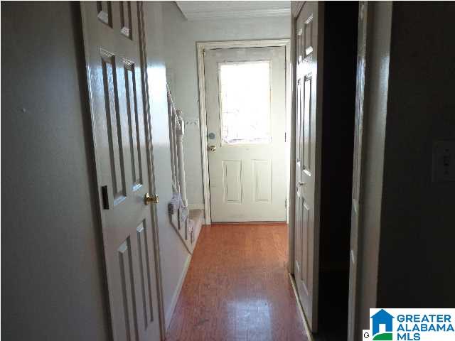 2711 20th Street Southwest Birmingham, AL 35211 - Photo 7 of 18