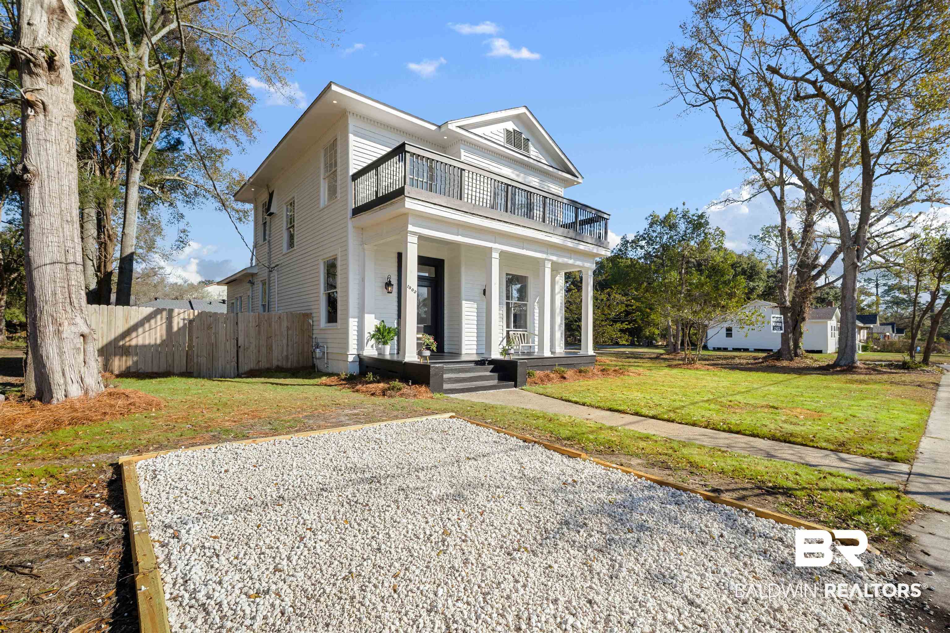 1902 Calmes Street Mobile, AL 36606 - Photo 4 of 53
