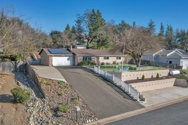 $549,000 | 2367 Ponderosa Road, Rescue, CA 95672