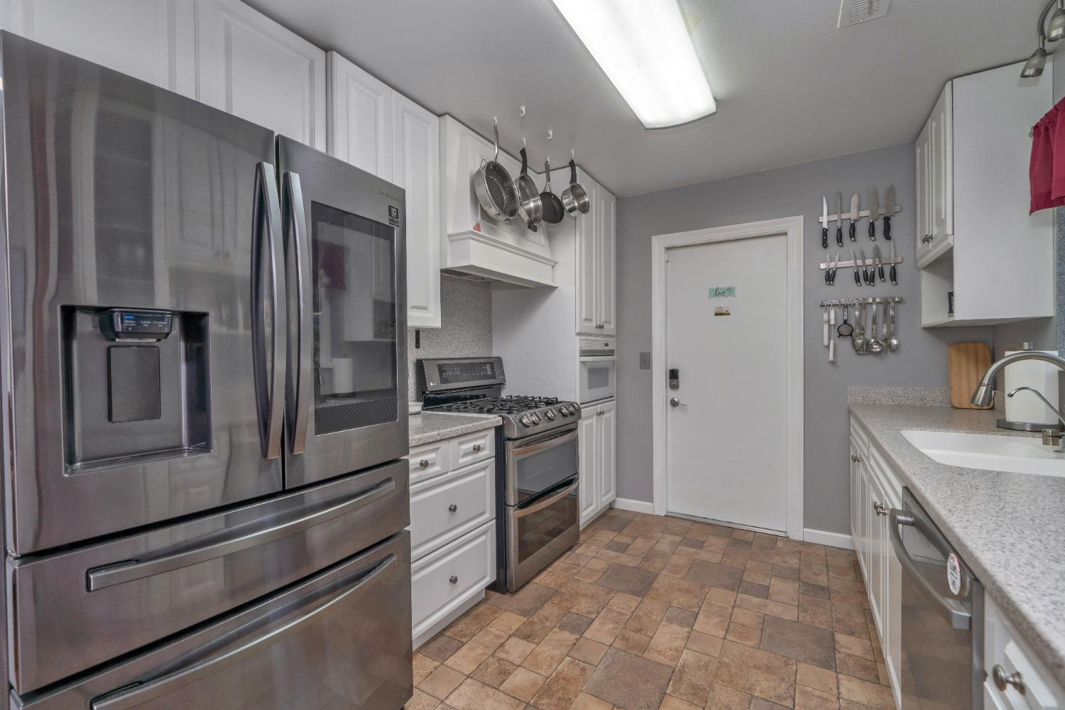 2367 Ponderosa Road Rescue, CA 95672 - Photo 19 of 57