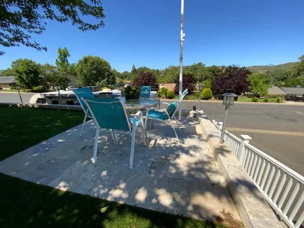 $549,000 | 2367 Ponderosa Road, Rescue, CA 95672