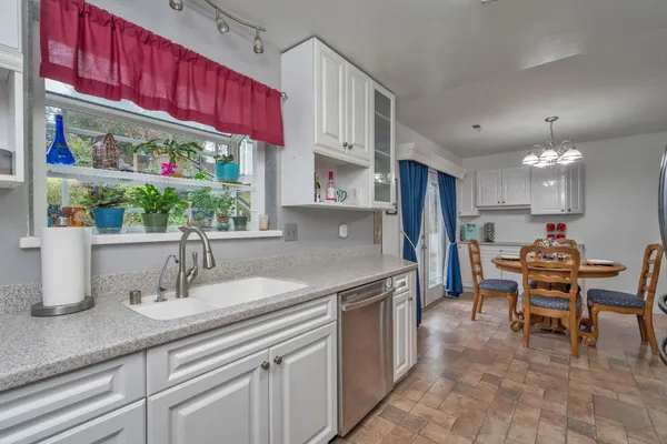 $549,000 | 2367 Ponderosa Road, Rescue, CA 95672