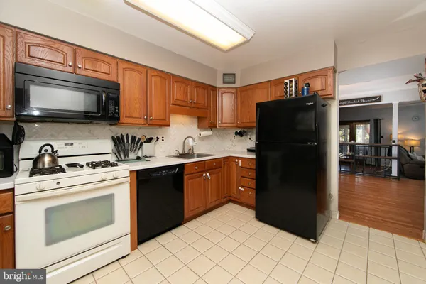 $379,990 | 14 Fawnhollow Court, Medford, NJ 08055