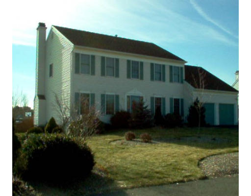 89 Gavins Pond Road Sharon, MA 02067 - Photo 1 of 20 Gallery Image 1
